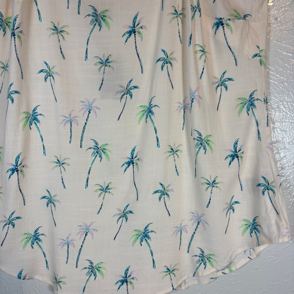 NWT Torrid Ava Pink Palms V Neck Cami Palm Tree Light Pink 1 1X 14-16 - Picture 4 of 10